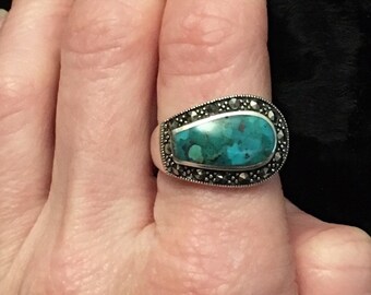 Southwestern Flair GSJ Signed Sterling Silver MarcasiteTurquoise Inlay Horseshoe Ring