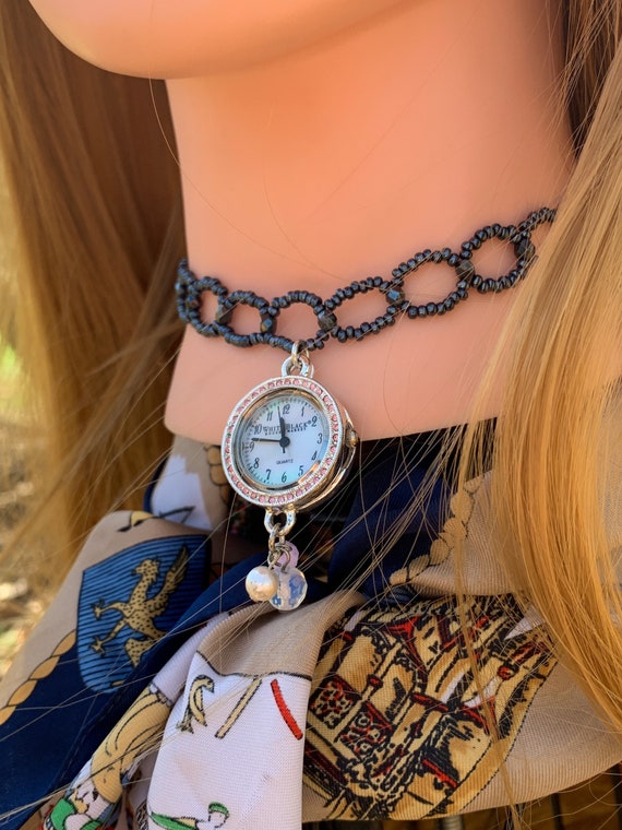 White house 2024 black market necklace