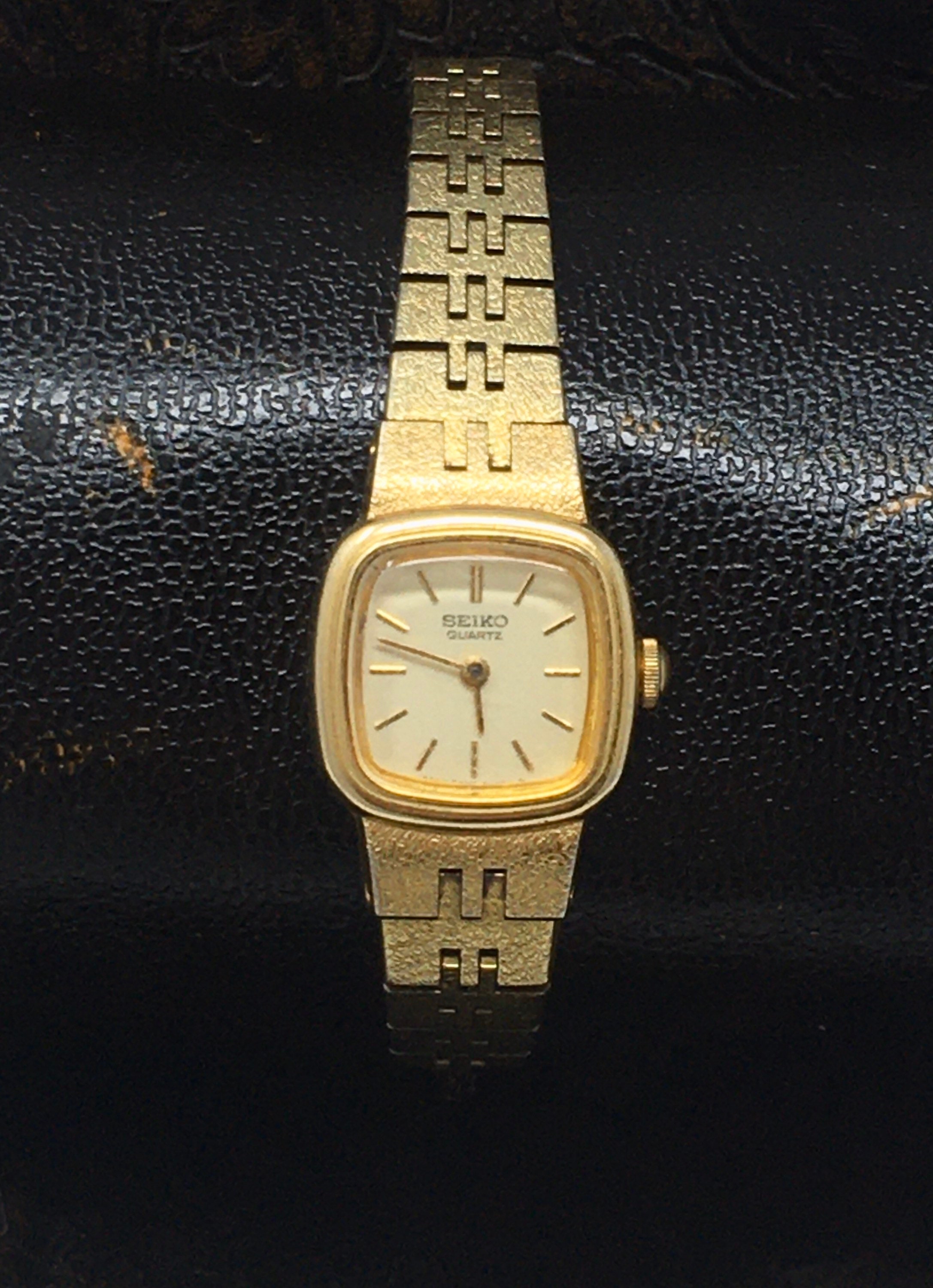 Mid-century MCM Style Seiko 5420-5079 Gold Tone Square Curbed - Etsy