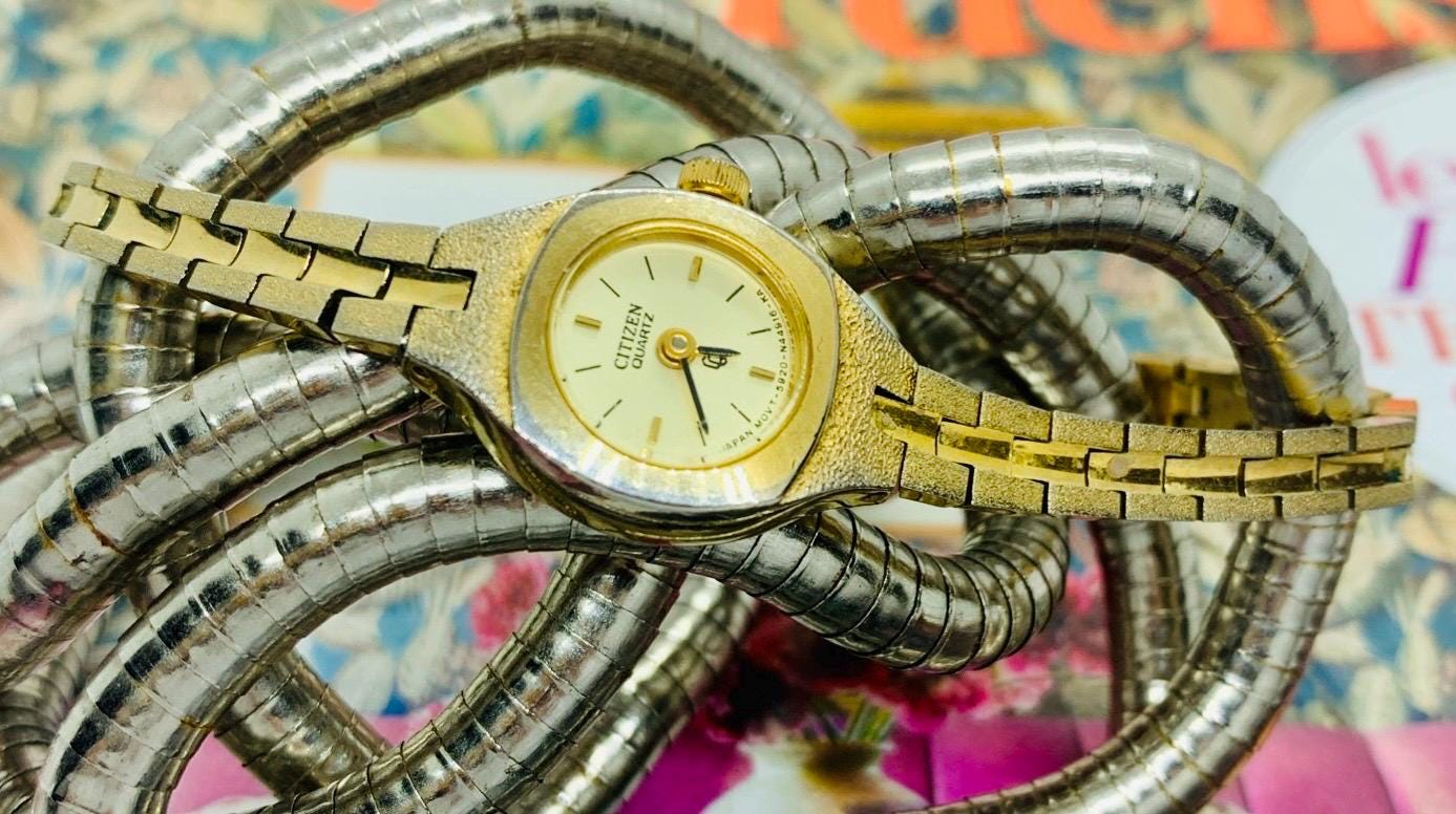citizen gold dress watch Citizen Women's Retro Quartz Dress Watch 5920-S49585 Gold Tone Working!
