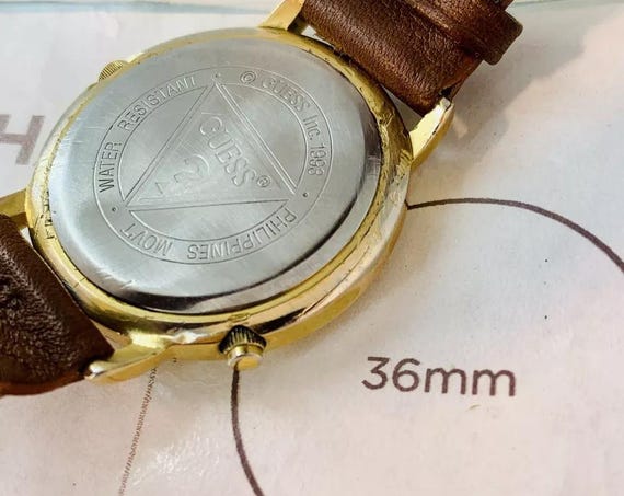 Guess 1993 35 mm レトロ ゴールドトーン インディグロ/ブラウン 