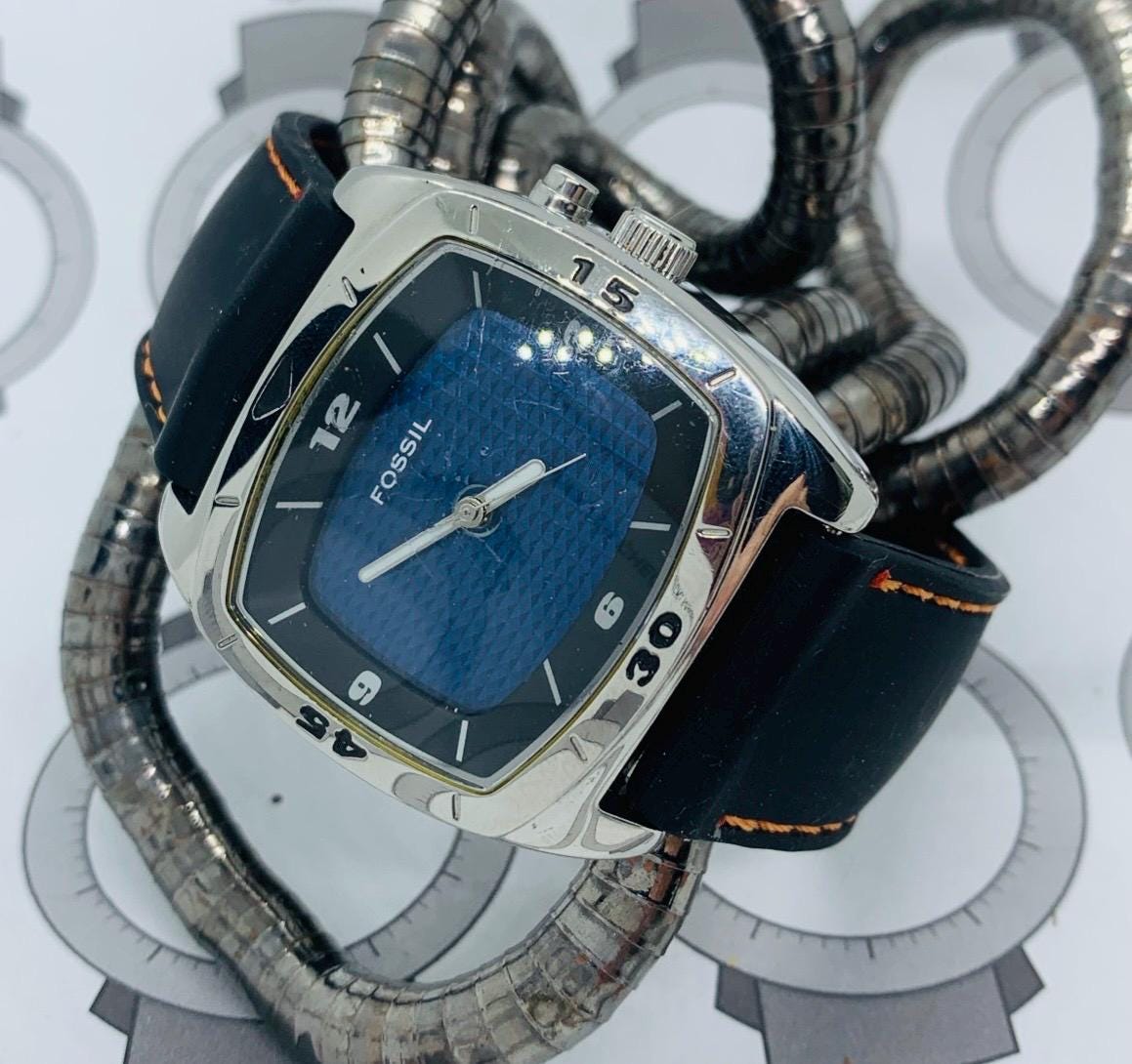 D*a様 ☆未使用品☆ FOSSIL 腕時計 BIGTIC JR-8339 y2 D*a様 ☆未使用品☆ FOSSIL 腕時計 BIGTIC JR-8339 y2 Fossil