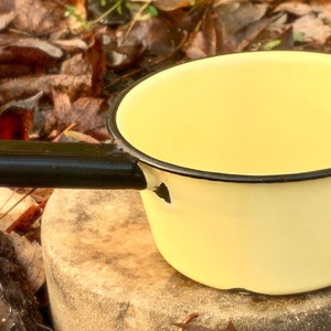 Pale Yellow & Black Vintage Enamelware Saucepan