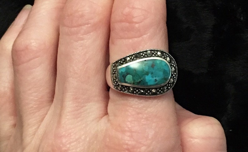 Southwestern Flair GSJ Signed Sterling Silver MarcasiteTurquoise Inlay Horseshoe Ring