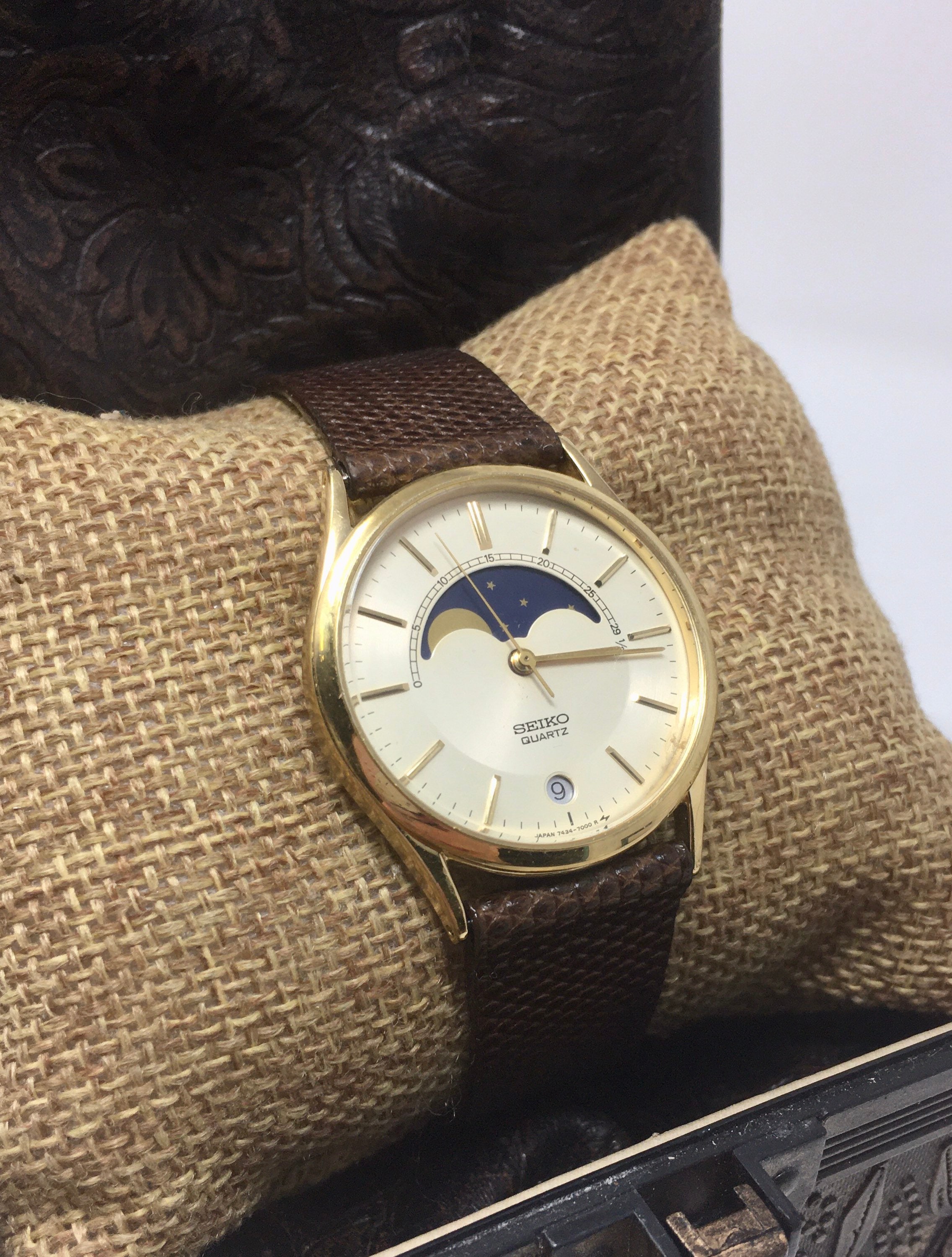 Seiko 7434-7009 Retro Gold Tone/moon Phase & Date Window Brown - Etsy