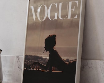Vogue UK Jan 1993 Original British Vintage Fashion Magazine Cover