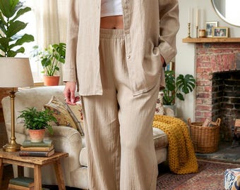 Oversized overhemd met knopen, wijde broek, getextureerde polyester casual bijpassende outfit