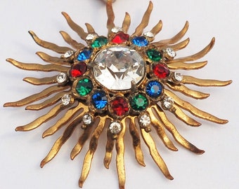 Huge Rhinestone Sunburst Brass Gold Pendant Choker Necklace Vintage