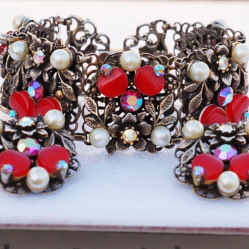 Vintage ART shops Antiqued Silver Red Rhinestone Pearl Bracelet Earring Parure Set