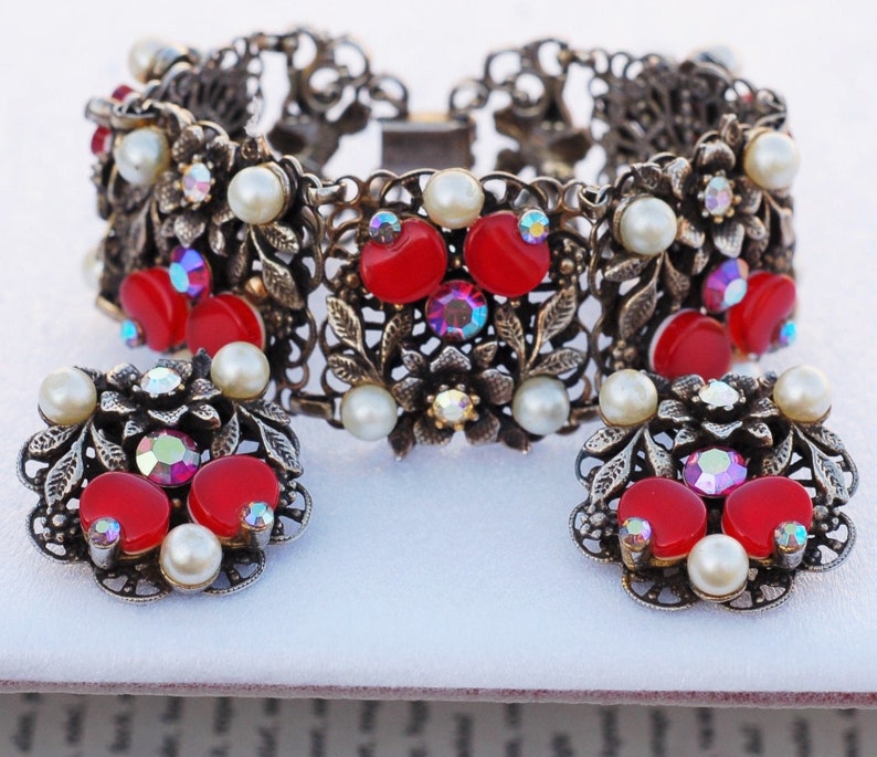 Vintage ART shops Antiqued Silver Red Rhinestone Pearl Bracelet Earring Parure Set