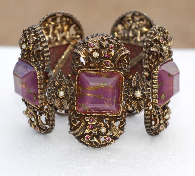 Selro Ornate Wide Brass Purple Fluss Lucite Rhinestone Victorian Bracelet