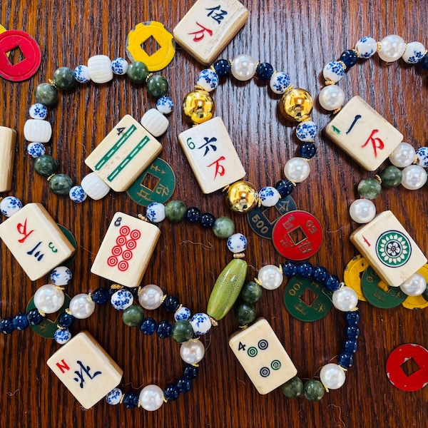 Handmade "Traditional" Vintage 1920s Mahjong Tile Beaded Bracelet