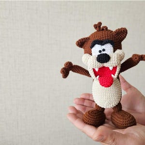 Patrón de amigurumi de demonio de Tasmania a crochet (PDF en inglés) – Diseño de juguetes de nivel intermedio