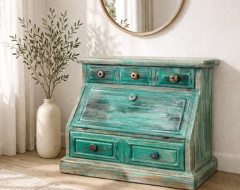 Escritorio secreter Perfectly Imperfect™ restaurado a mano / Cómoda de escritura en tono verde azulado costero envejecido / Tiradores de cerámica artesanal / Almacenamiento de inspiración vintage