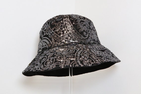 Silver/black Printed Sequin Pattern Bucket Hat - Etsy display picture 2