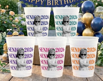 Spersonalizowany kubek ze zdjęciem absolwenta z 2026 r., Spersonalizowany kubek ze zdjęciem ukończenia szkoły, Kubki imprezowe dla absolwentów z 2026 r., Dekoracje na przyjęcie absolwentów, Kubek na wieczór absolwenta