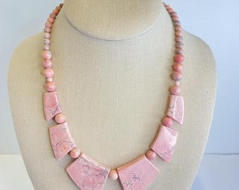 Collana vintage con pietra rosa naturale, perline fatte a mano, rodonite artigianale?