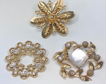 Vintage Brooch Lot 1928 Jewelry Moonglow Crystal Gold Tone Floral Pins 3pc
