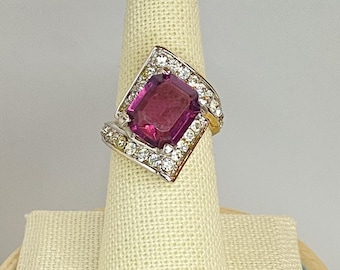 Anillo de cóctel vintage de oro laminado de 18 quilates estilo Art Déco con cristal de amatista talla esmeralda, talla 7.25.