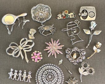 Vintage Silver Tone Brooch Lot 18pc Rhinestone Figural Floral Some Signed