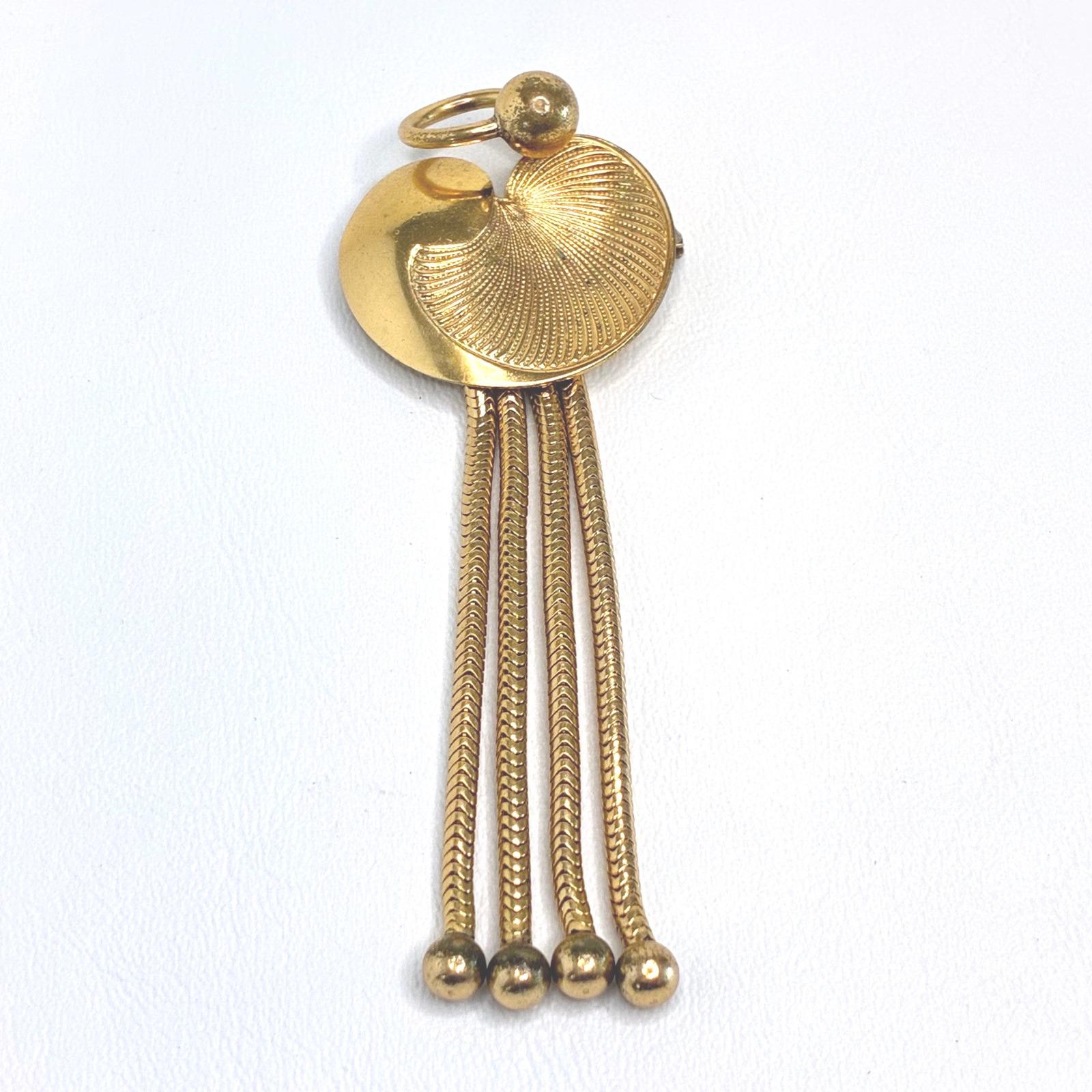 ゴールドトーンのタッセル - Etsy 日本