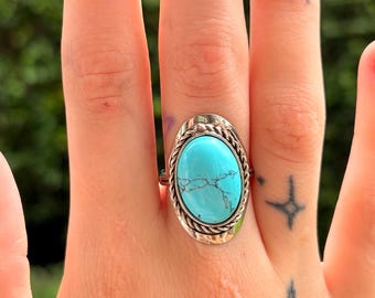 Anillo de piedra turquesa, anillo llamativo con engaste de plata, banda ajustable.