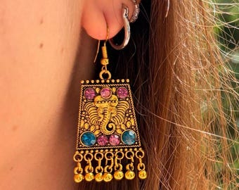 Orecchini pendenti a forma di elefante in oro