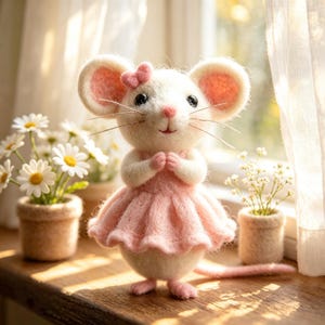 Ratinho de feltro feito à mão, 8-10 cm, adorável bonequinho de rato da floresta, decoração estilo casa de campo, miniatura de enfeite de animal, presente exclusivo para amantes de animais.