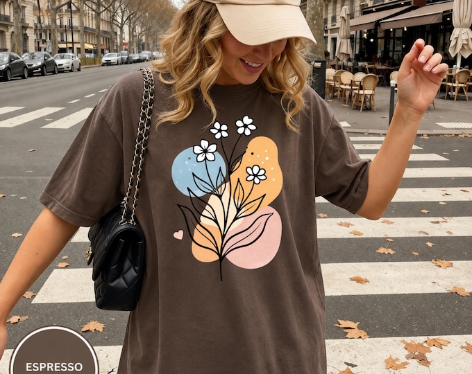 Boho Floral Comfort Colors Tee, Retro Botanical Graphic Shirt, Groovy Wildflower Tee