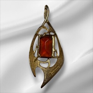 Vintage Sarah Coventry Molten Topaz Pendant and Earring Set image 5