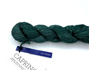 Hilo Malabrigo Caprino, Merino Cashmere Sport DK, teñido a mano en verde bosque, 50 g, 164 yardas.