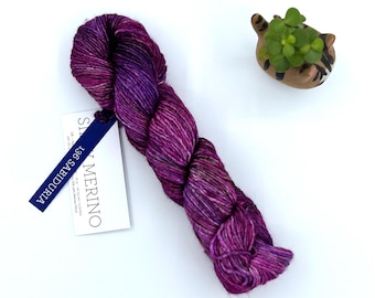 Malabrigo Silky Merino, hilo de grosor Dk, sabiduria, mezcla de seda merino púrpura/marrón