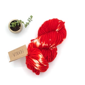 Franca Yarn by Manos del Uruguay, Light Super Bulky, 100% Superwash Merino Wool, post box, red and white Merino Yarn