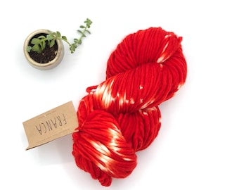 Franca Yarn by Manos del Uruguay, Light Super Bulky, 100% Superwash Merino Wool, post box, red and white Merino Yarn