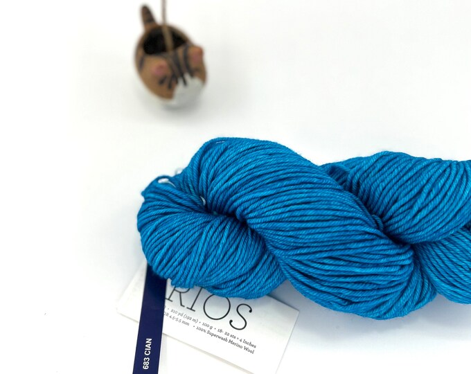 Malabrigo Rios Yarn + Hat Knitting Pattern, Worsted, 100% Merino Wool, bright blue, 683 Cian