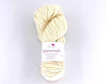 Mammoth Baah Yarn, Super Bulky, 100%  Merino Wool, Single Ply, La perla, Superwash