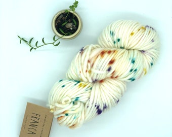 Franca Yarn by Manos del Uruguay, Light Super Bulky, 100% Superwash Merino Wool, Party, white with multi colored spots, merino yarn