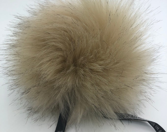 Aheadhunter faux fur Pom Pom - Premium "fox" Pom Pom - beige - hat topper - knit crochet supplies