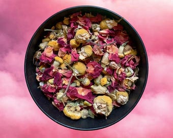 Rose Rêverie-te med lugnande örtblandning, koffeinfri, 100 g burk, kamomill och rosenblad