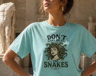 Camiseta feminista Medusa Serpientes Camiseta holgada Furia femenina Camiseta holgada Diosa de la mitología griega