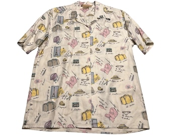 Camisa Studio 21 Vintage 100% lino con estampado novedoso de viajes parisinos y botones, talla S