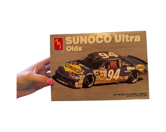Kit de maqueta a escala 1/25 AMT Ertl Sunoco Olds Sterling Marlin