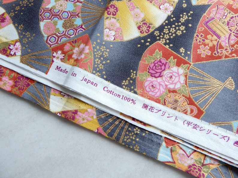 Japanese Sensu Fan Pattern 和風 Wafu Fabric with Gold Half Meter Authentic Japan Traditional Motif Cloth Quilt Pouch Zakka Handmade Gift image 2