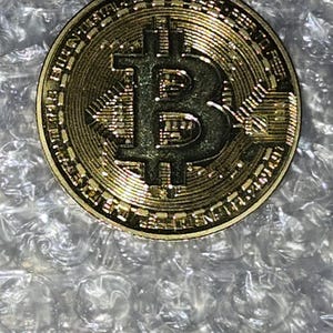 希少　24金　ビット　
★ Bitcoin gold coin 24k - Etsy 日本