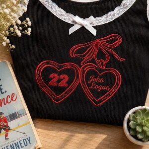 Briar University Lace Tank Top, Fictional Hockey Boyfriend Cami, Bookish Coquette Shirt, Cute Sports Romance Camisole , College Romance Top bild 8