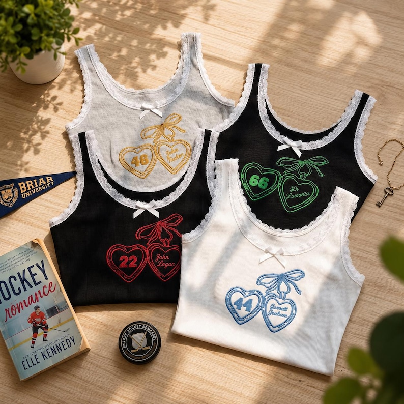 Briar University Lace Tank Top, Fictional Hockey Boyfriend Cami, Bookish Coquette Shirt, Cute Sports Romance Camisole , College Romance Top bild 1