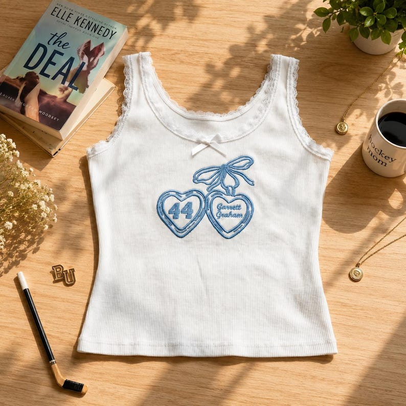 Briar University Lace Tank Top, Fictional Hockey Boyfriend Cami, Bookish Coquette Shirt, Cute Sports Romance Camisole , College Romance Top bild 2