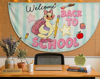 Bandera de bienvenida de regreso a clases, pancarta de aula para maestra con un lindo pato, decoración de pared retro de regreso a clases, tapiz escolar de preescolar y jardín de infantes.