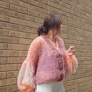 Cardigan multicolore orange, cardigan pêche en mohair, cardigan oversize mauve, taille S- L