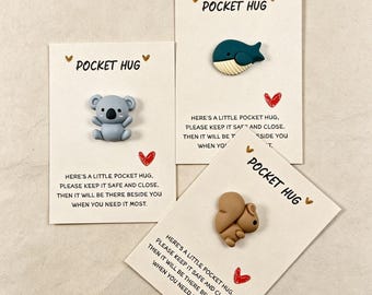 Tarjeta de recuerdo de resina con diseño de koala, ideal para expresar emociones.